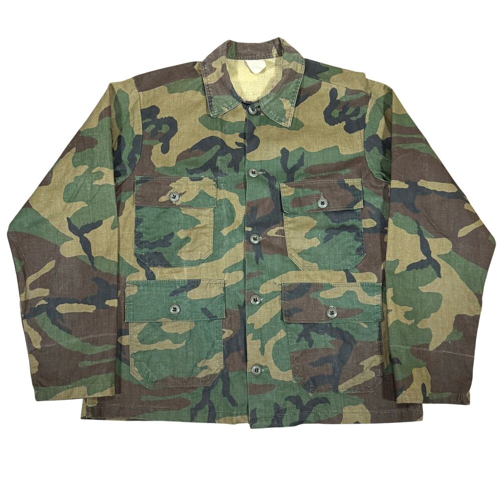 Vintage Woodland Camo Field Jacket 4 Pocket Button Front Military Style Hunting